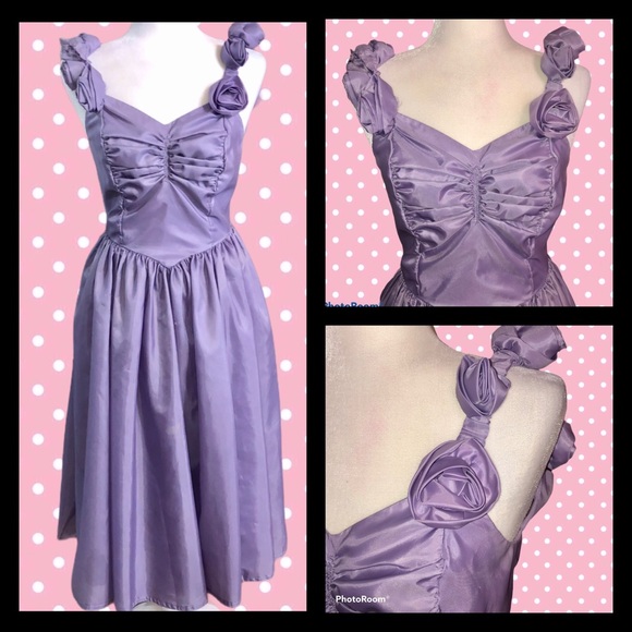 Vintage Handmade Lilac Formal Dress - Picture 2 of 9